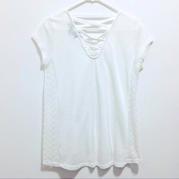Almost Famous U-Neck White Gauze Lace Crochet Top - Picture 6 of 7